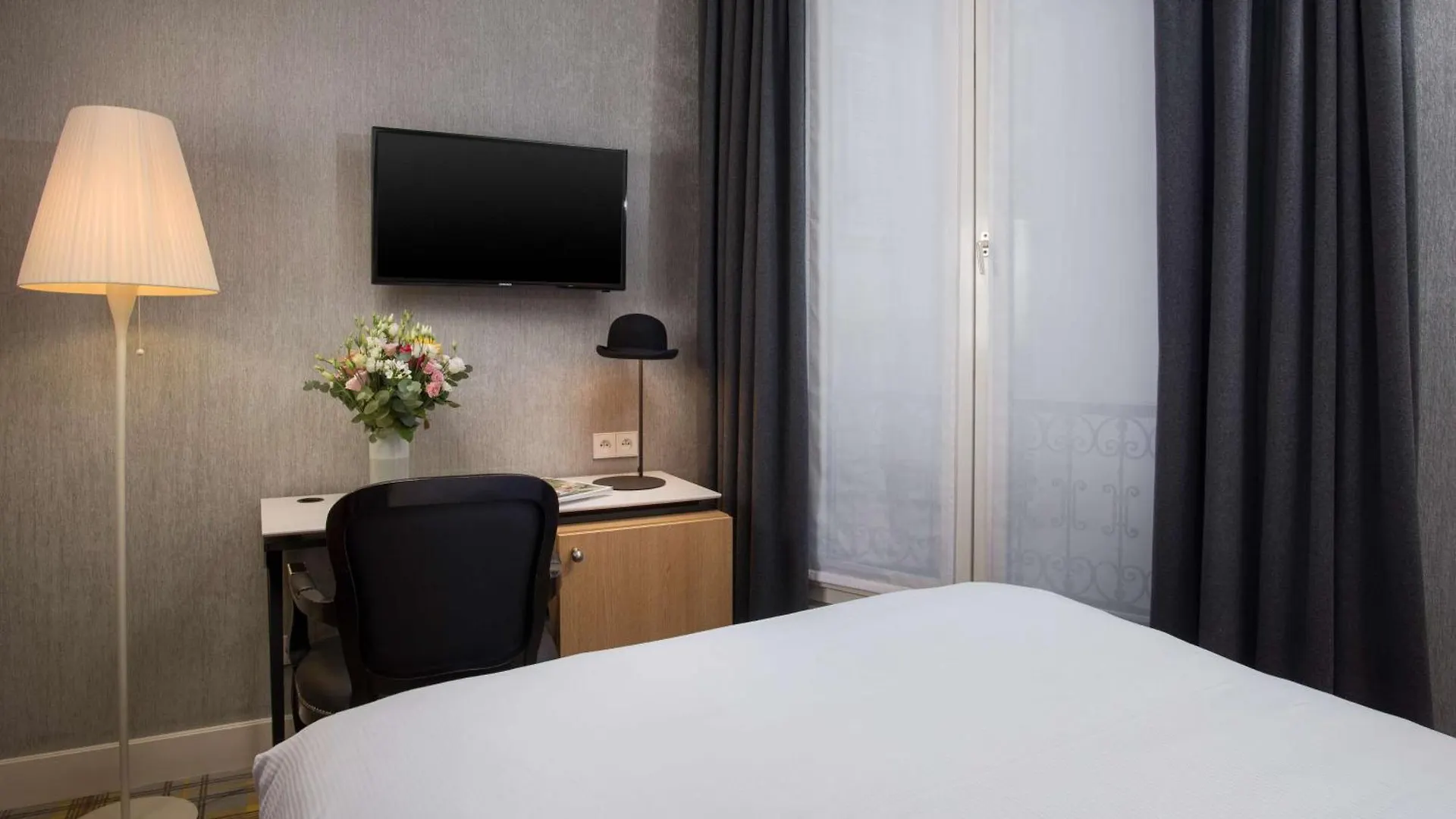 Opera Faubourg Hotell Paris 4*,